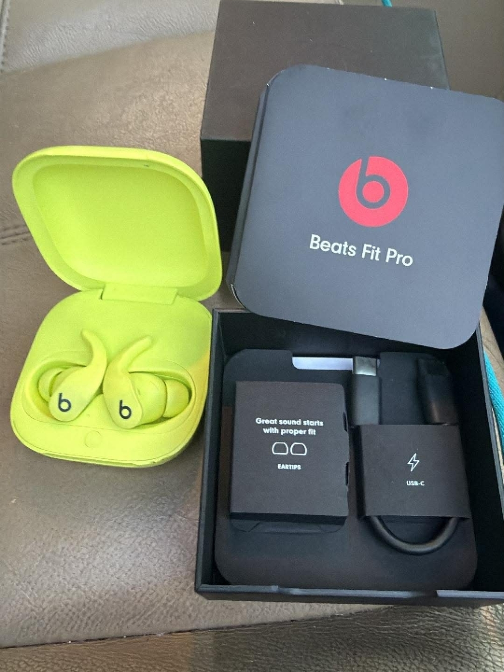 Beats by Dre Beats Fit Pro Neon Yellow Earbuds